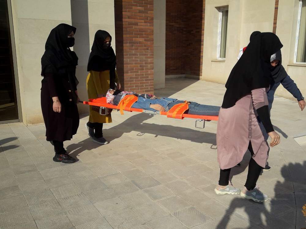 برگزاری تمرین زلزله در خانه هلال شریفیه