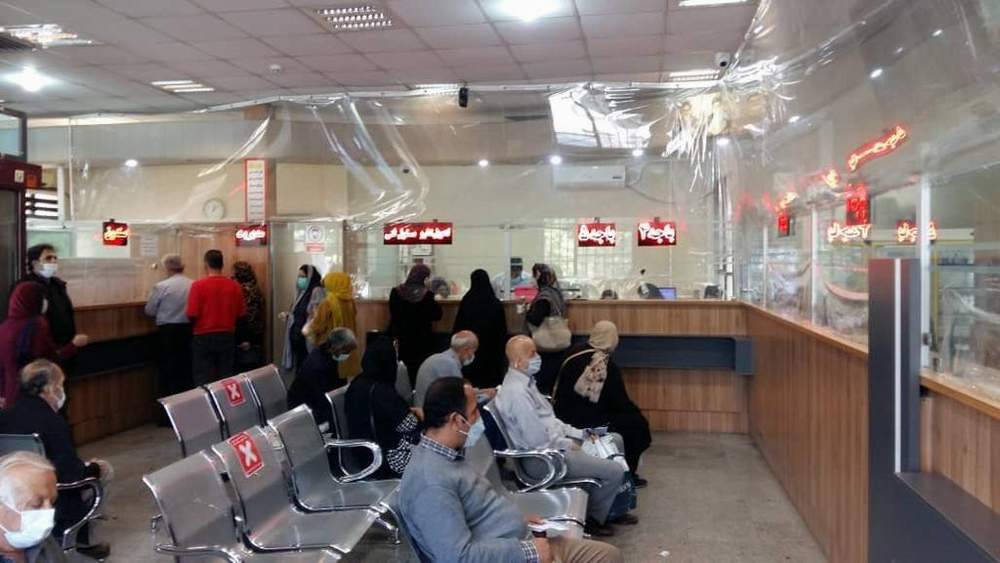 تداوم خدمت رسانی داروخانه هلال‌ احمر قزوین در تعطیلات نوروز 