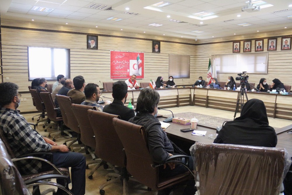 برگزاری نشست خبری مدیر عامل جمعیت هلال احمر استان قزوین با اصحاب رسانه