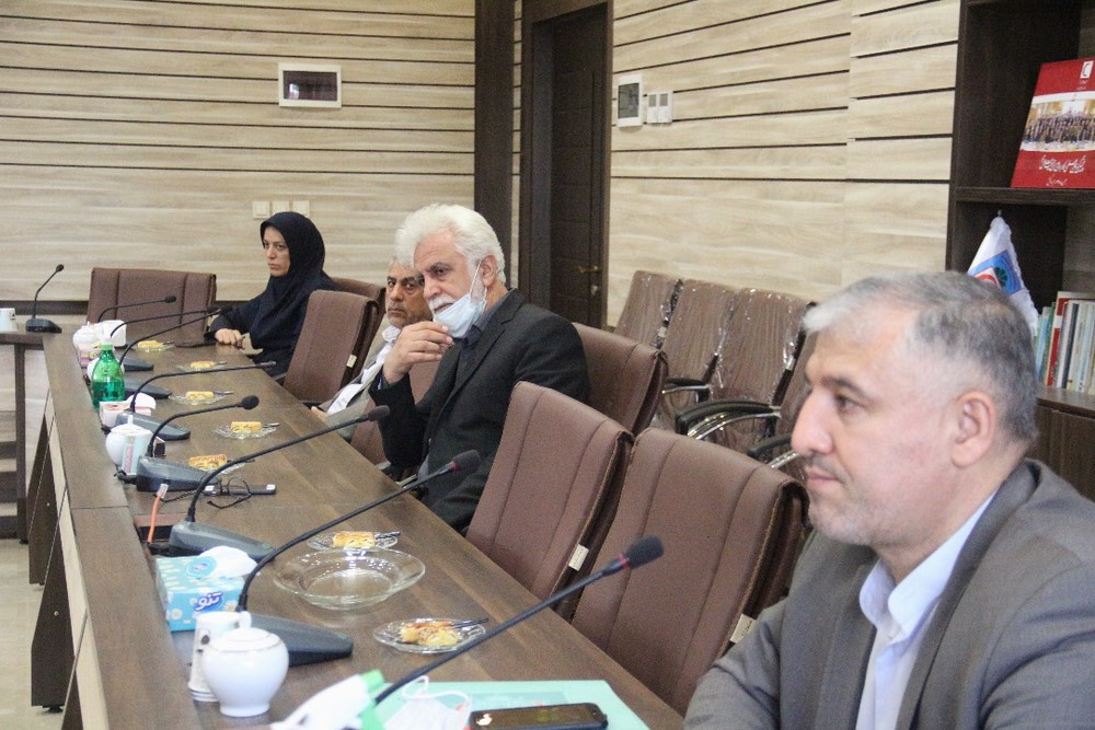 تجلیل از خانواده شهدای همکاران هلال احمر قزوین